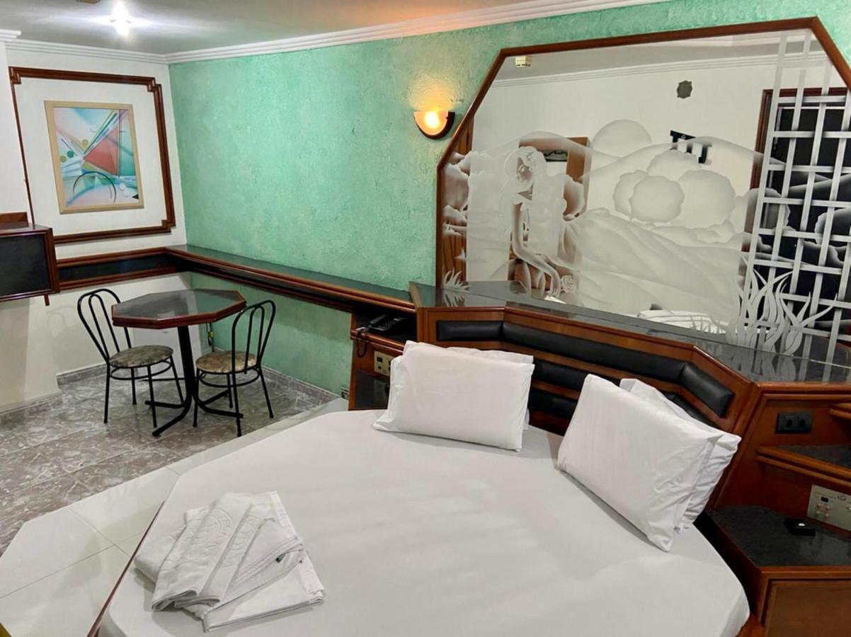 酒店 Paissandu Palace - Proximo As Ruas 25 De Marco, Sta Ifigenia E Regioes Do Bras E Bom Retiro 圣保罗